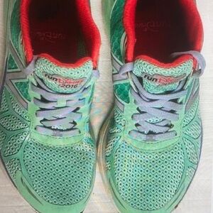 New balance 2016 Run Disney Ariel the little Mermaid sneakers